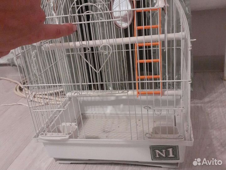 Клетка для попугая птиц белая металлическая