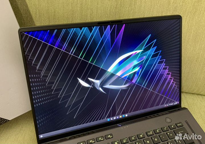 Asus ROG zephyrus M16 i9 13900H RTX 4060