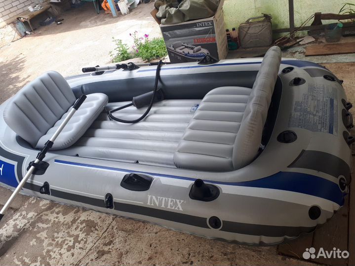 Лодка надувная intex Excursion 4 новая