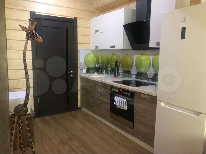 2-к. квартира, 55 м², 2/2 эт.