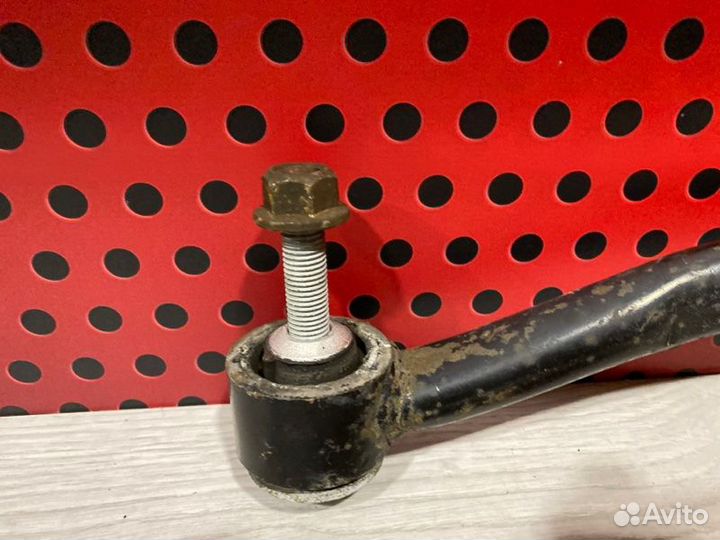 Рычаг задний Jeep Grand Cherokee WK2 2016