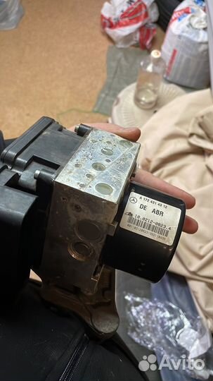 Блок абс на mercedes w204