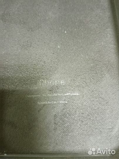 Чехол на iPhone