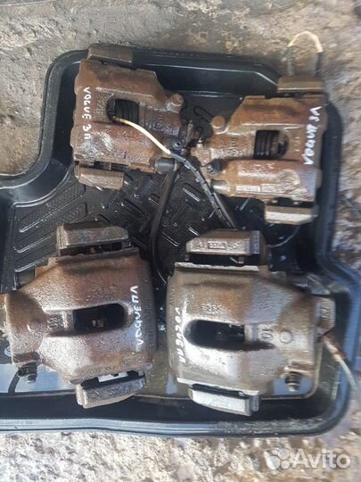 Суппорт тормозной Range rover Vogue 3