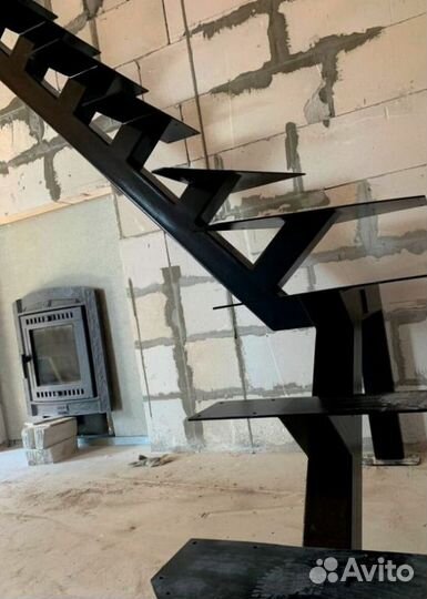 Лестница в коттедж