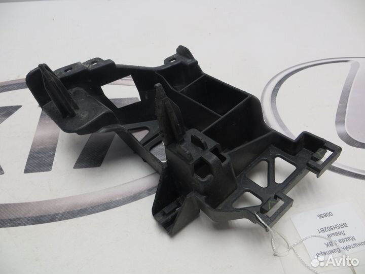 Кронштейн переднего бампера левый Mazda 3 BK