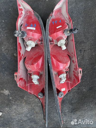 Задний левый,правый фонарь ford focus 1 хэтчбек