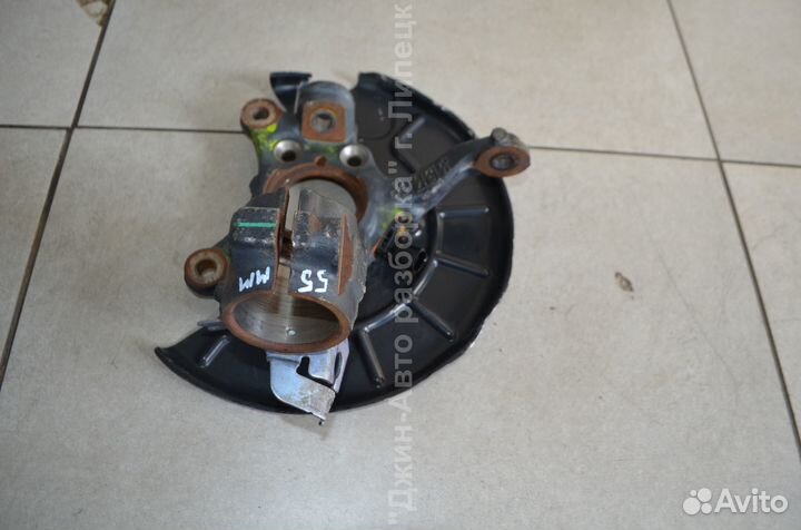 Кулак поворотный передний Golf 6 Jetta Octavia