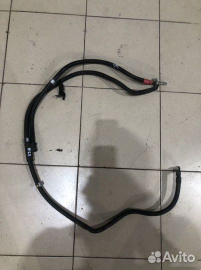 Плюсовой провод генератор стартер Bmw X5 E53