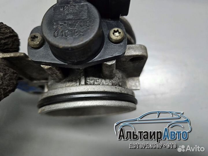 Дроссельная заслонка K4M Renault Logan Megane