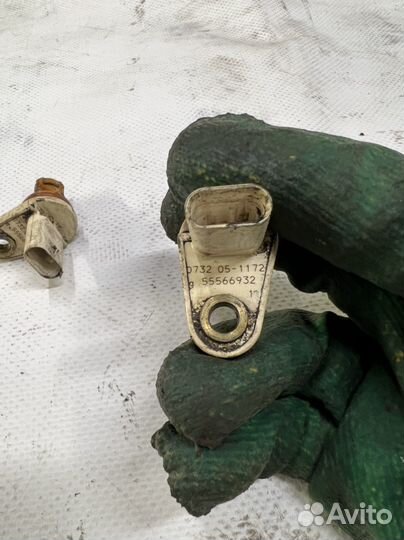 Датчик положения распредвала a14net Astra j