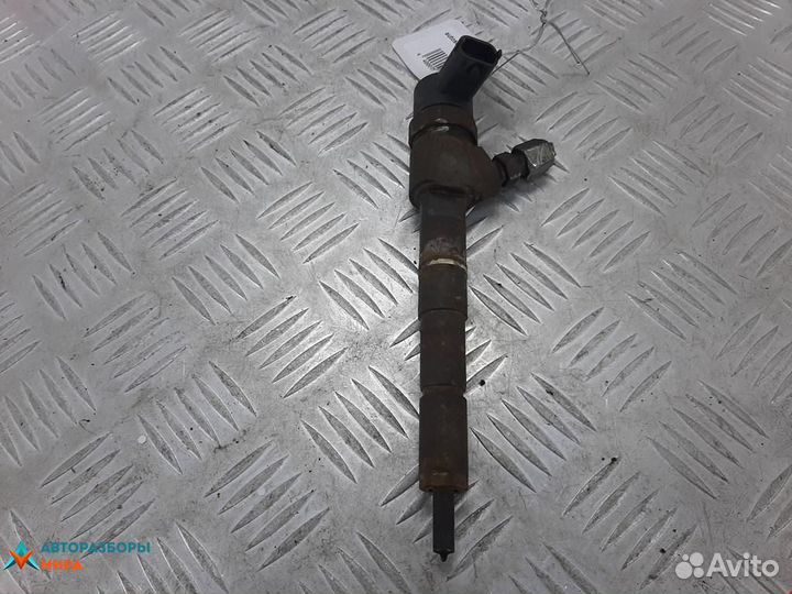 Форсунка Opel Astra H/Family рест. 2010 55566050