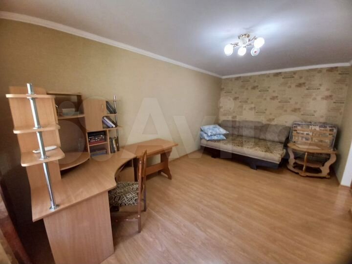 1-к. квартира, 38 м², 4/4 эт.