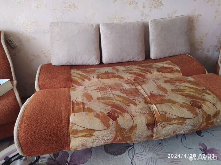 Диван прямой раскладной бу