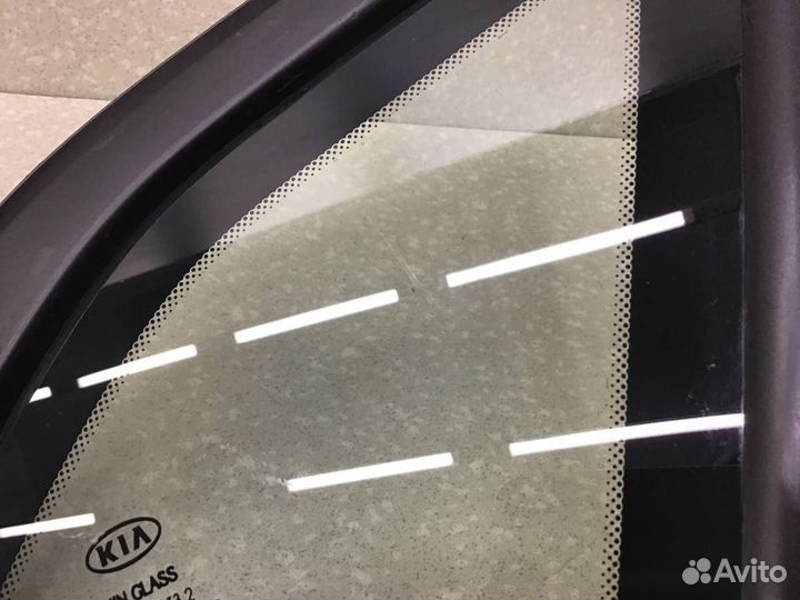 Стекло кузовное глухое правое Kia Ceed (JD) 2012-2018 87820A2000