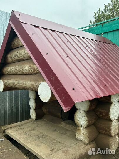 Дом из оцилиндрованного бревна для твоего питомца