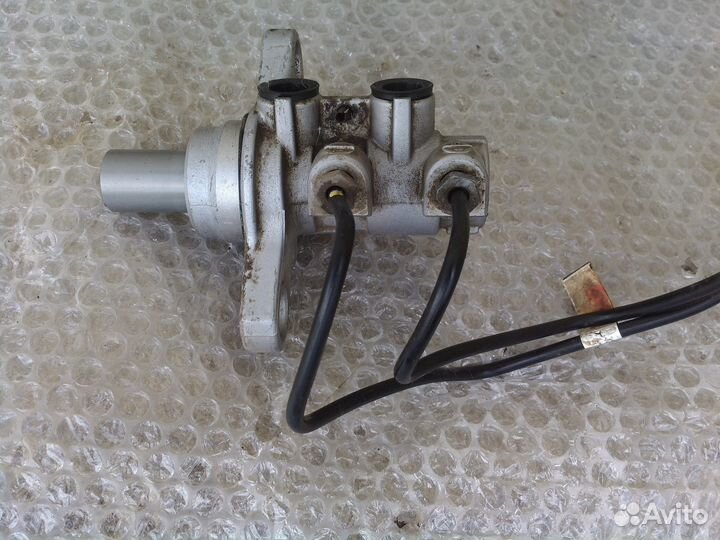 Шевроле Авео Т300 главный тормозной цилиндр