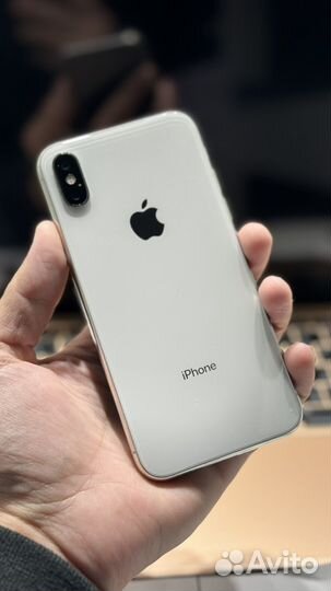iPhone X, 64 ГБ