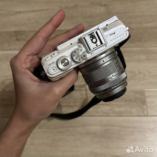 Olympus pen e-pl7 беззеркальный фотоаппарат