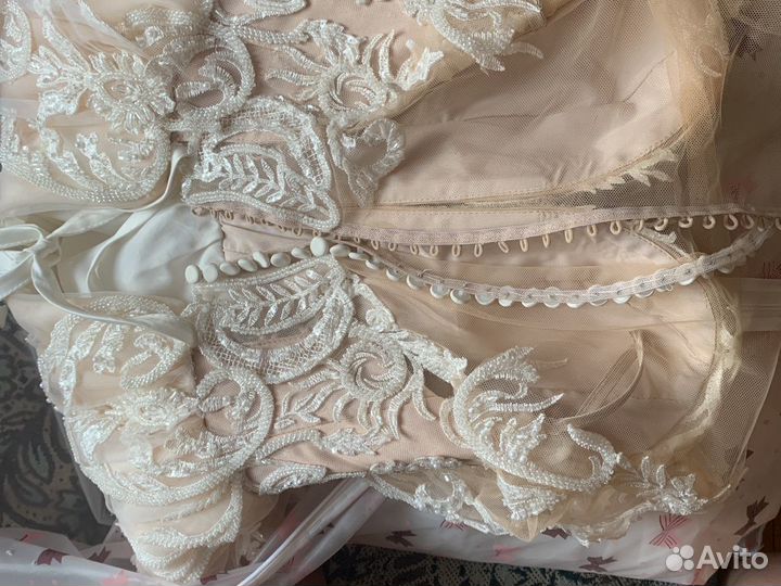 Свадебное платье 42-44