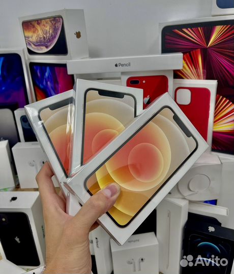 iPhone 12, 64 ГБ