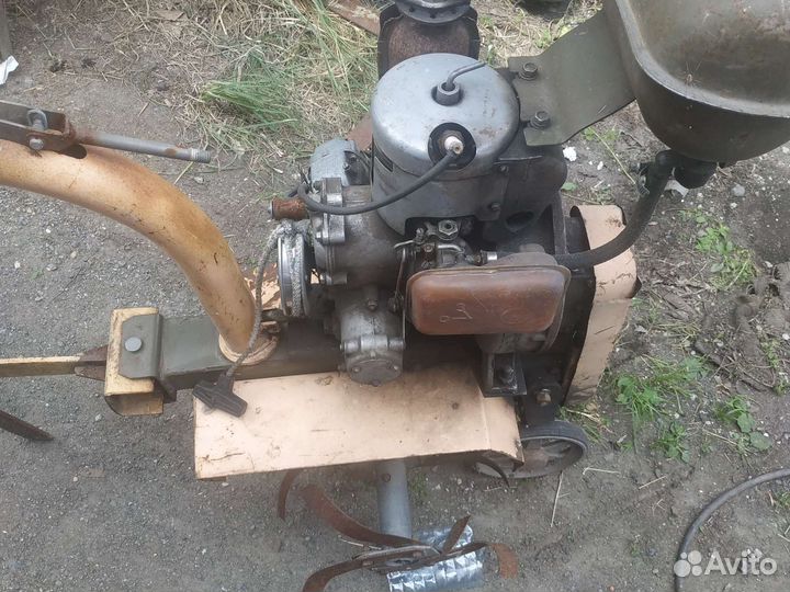 Мотоблок целинник