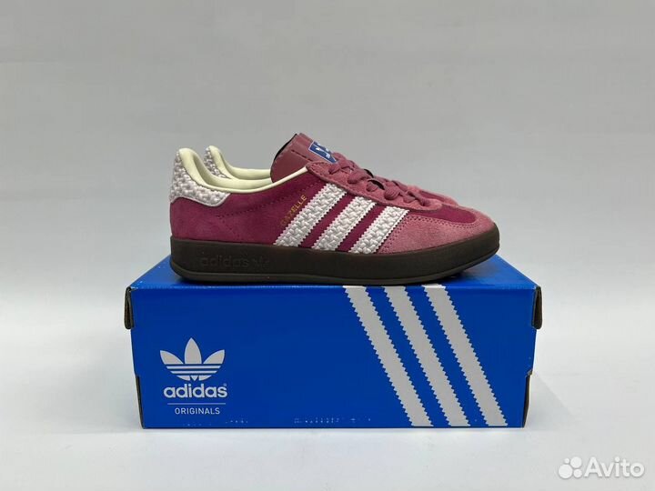 Кроссовки Adidas pink