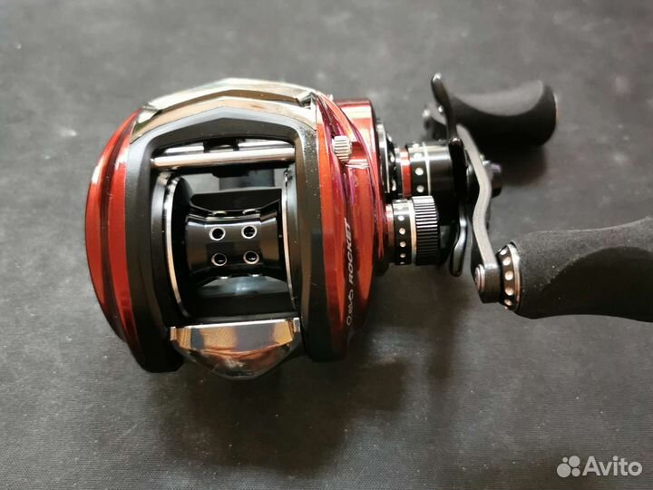 Мультипликаторная катушка Abu Garcia Revo3 Rocket