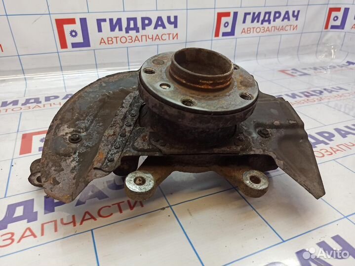 Кулак поворотный передний правый BMW X5 (E53) 3121