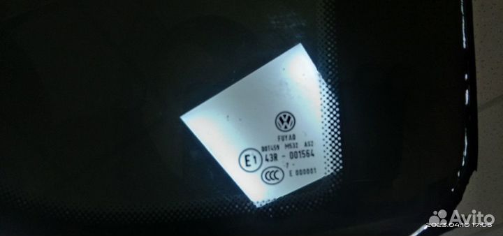 Стекло кузовное глухое Volkswagen Tiguan 1 (2007-2