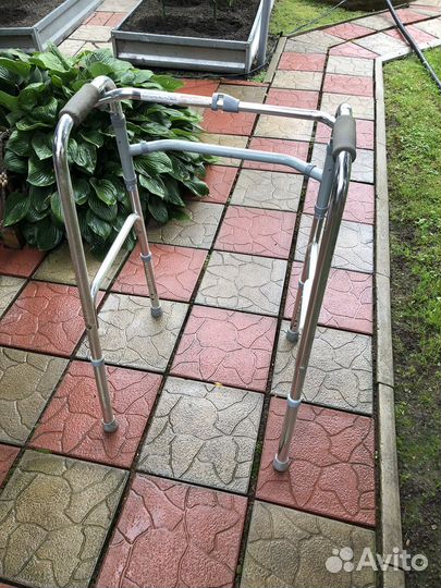 Ходунки для взрослых