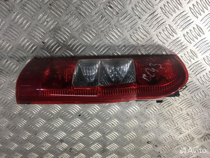 Фонарь задний правый (Фара) форд Transit