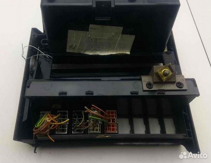 Кнопка аварийной сигнализации Peugeot 605