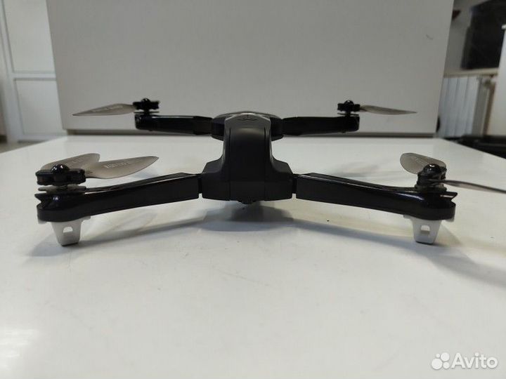 Квадрокоптер Syma Z6