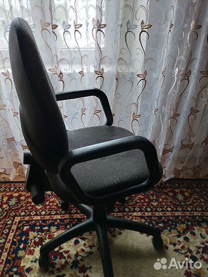 Компьютерное кресло бу