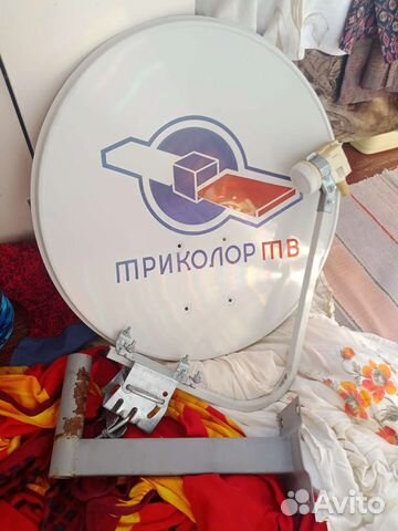 Тарелка Триколор тв