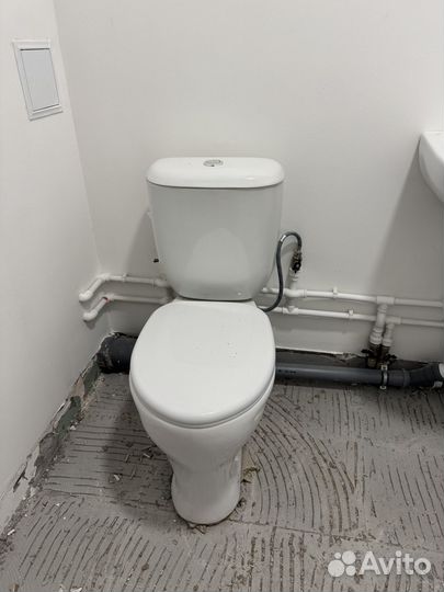 Унитаз новый