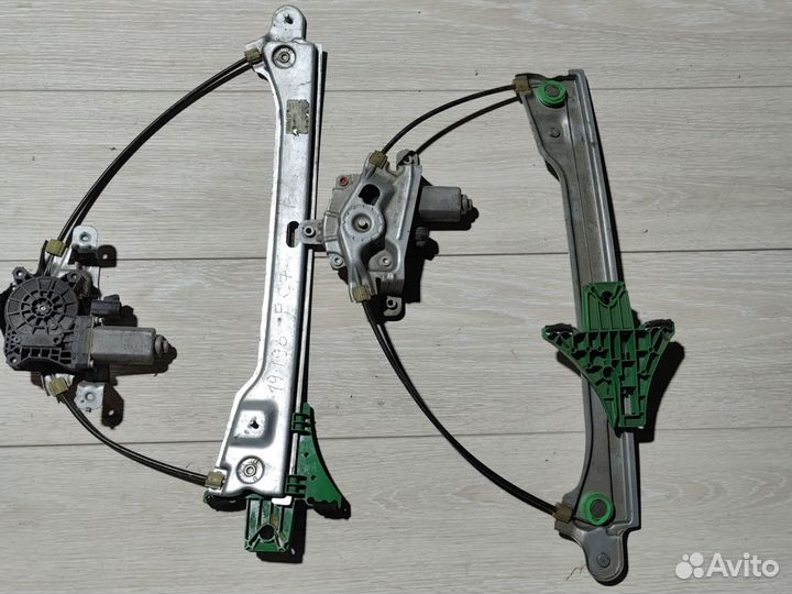 Стеклоподъемник задний левый Emgrand