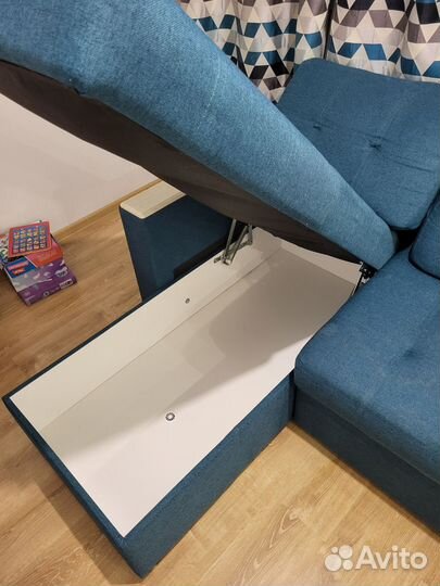 Угловой диван