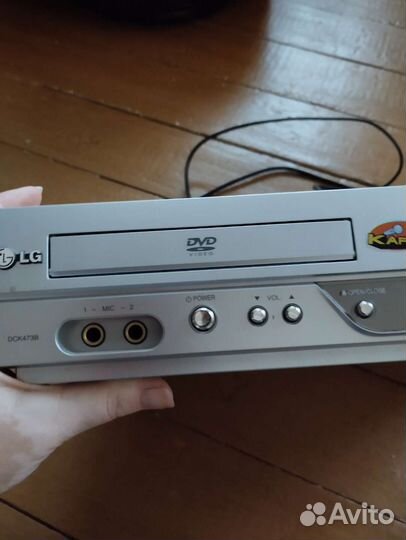 LG Видеомагнитофон c DVD