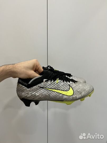 Футбольные бутсы Nike Mercurial