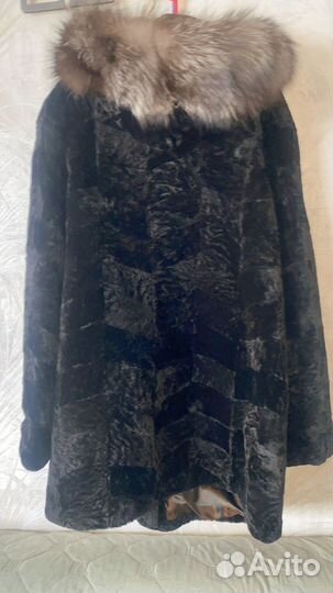 Шуба мутоновая с капюшоном