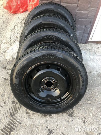 Nokian Tyres Hakkapeliitta 8 185/65 R15 92T