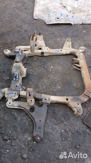 Подрамник Опель астра ш