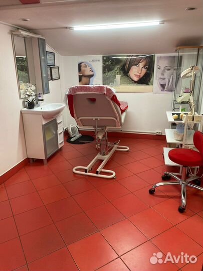 Требуется парикмахер