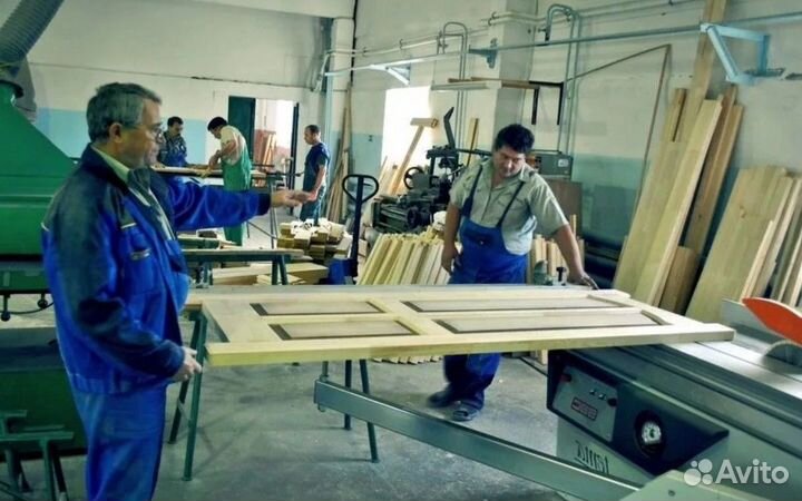 Двери межкомнатные массив дерева