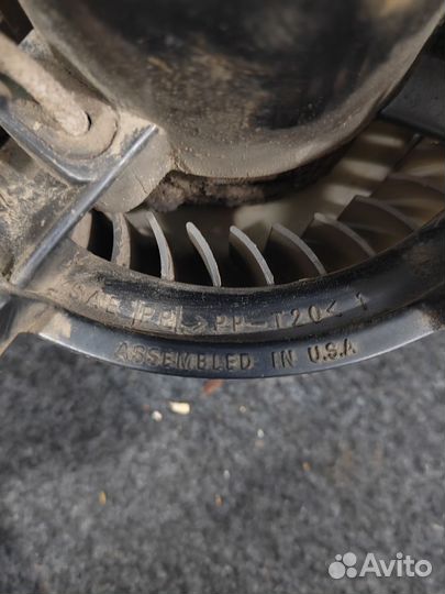 Моторчик печки dodge intrepid 2