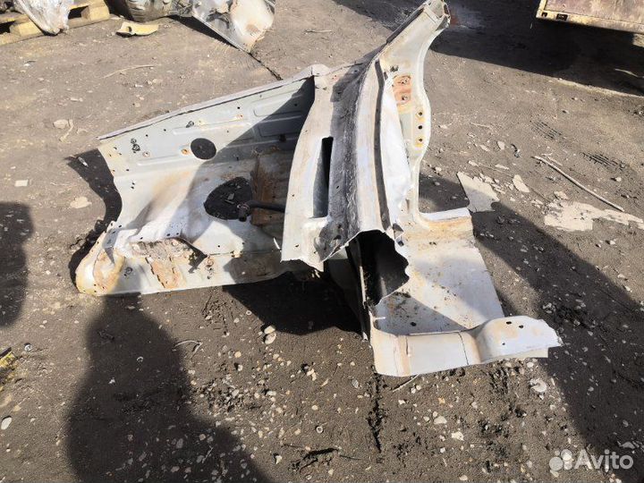 Лонжерон передний правый Suzuki Vitara TD52V J20Y