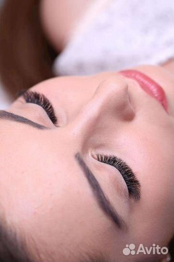 Наращивание ресниц на дому