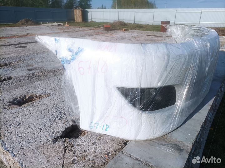 Бампер на toyota ipsum